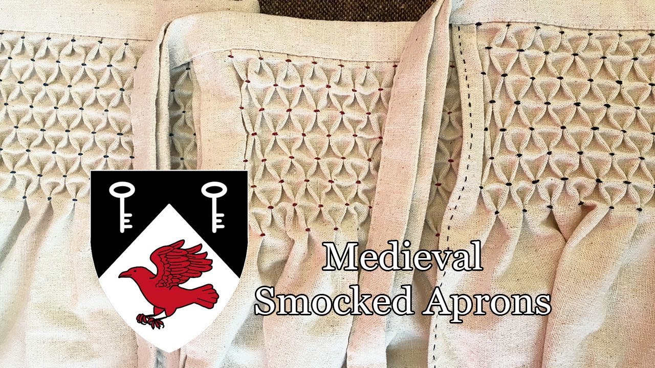 Medieval Smocked Apron (and a Giveaway!)  [CC]