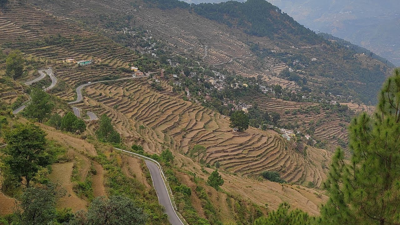 उत्तराखंड की वादियों के बीच सुहाना सफर | Beautiful Pahadi Road, Uttarakhand