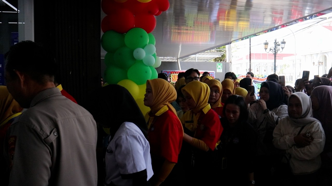 BINTANG RESMI LAUNCHING DI PALOPO, RATUSAN WARGA PADATI JALAN ANDI JEMMA SEJAK PAGI | HLDL_SERUYA TV