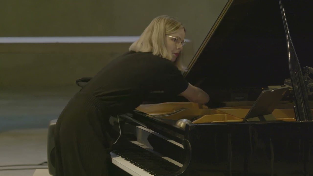 Franck Bedrossian: The edges are no longer parallel (2013) - Marlies Debacker, piano