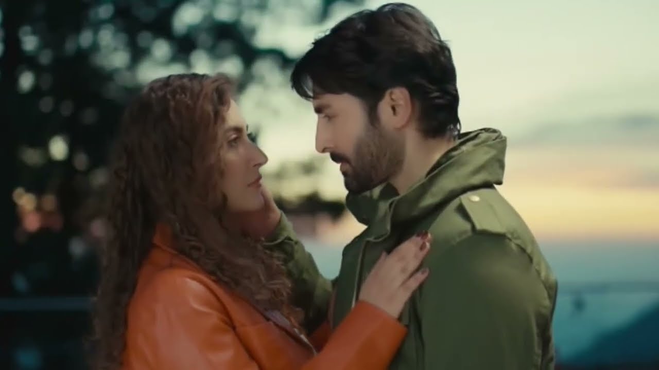 Humrahi HD REVIEW  | Danish Taimoor | Hiba Bukhari | HD REVIEW By Humrahi Tv |