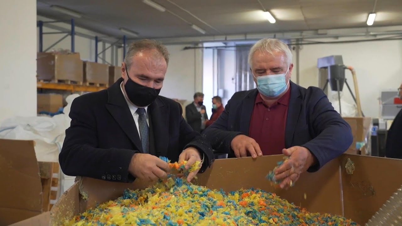 Mezőgazdasági műanyag hulladékok begyűjtése és újrahasznosítása