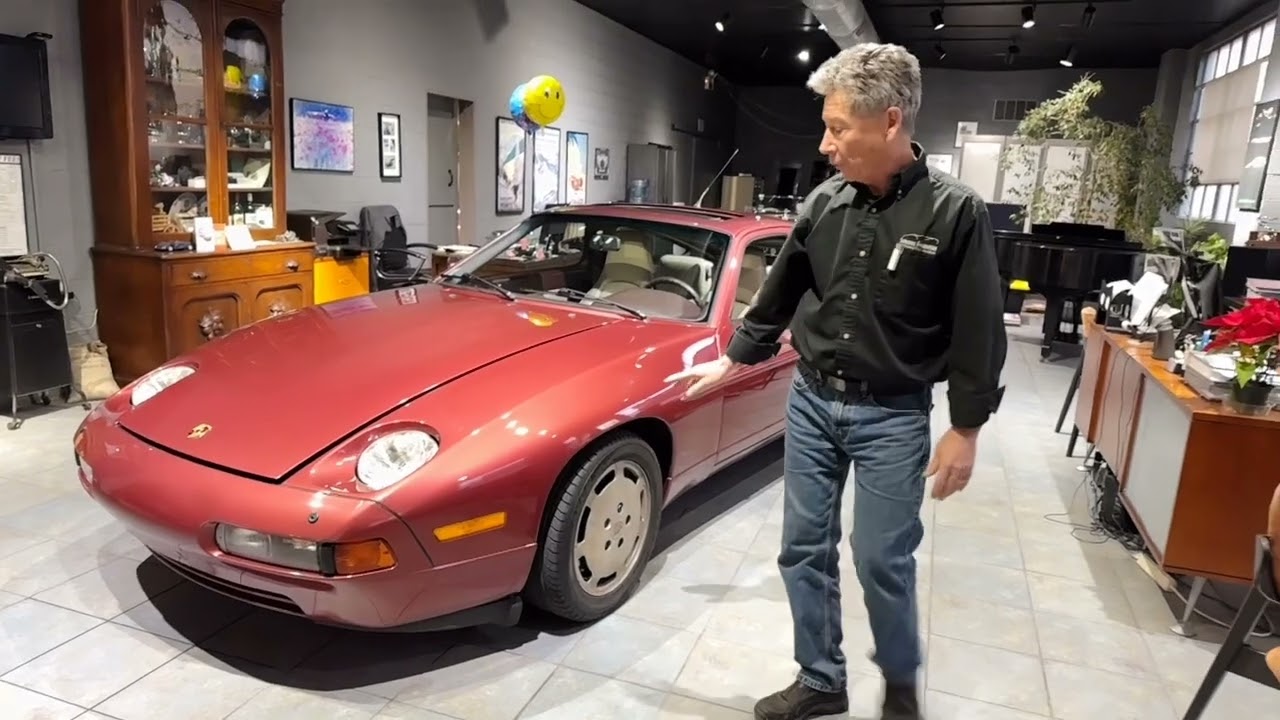 Porsche 928 S4 1989 года &mdash; обзор автомобиля.