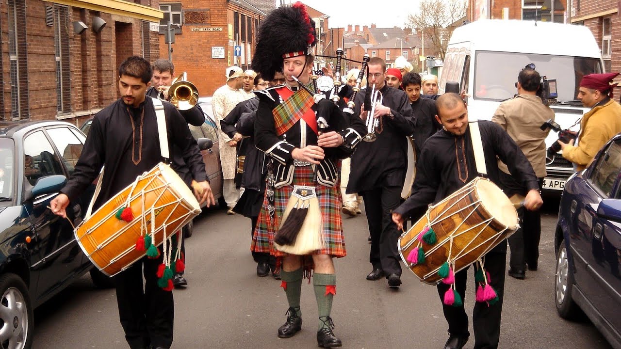 Highland Baja Scottish Bagpiper with Dhol players at Asian Wedding Entrance