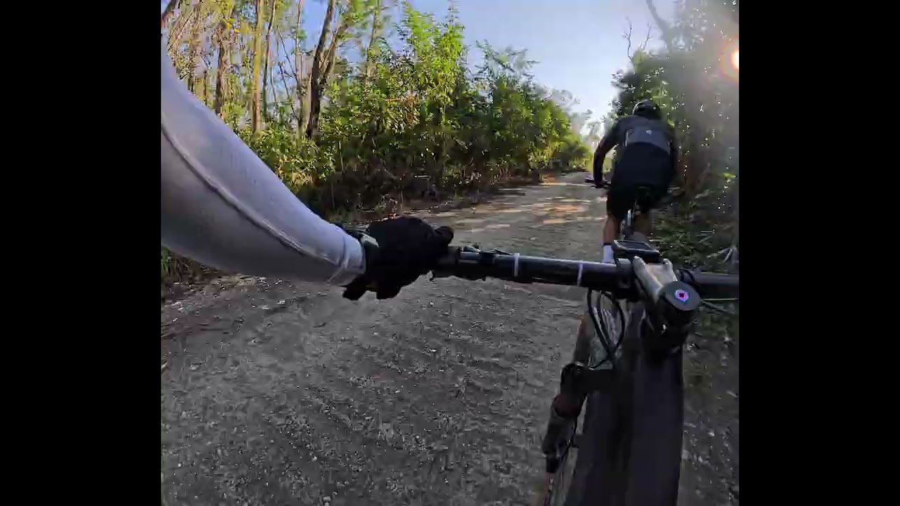 POV resistiendo ataque brutal de los Elites 