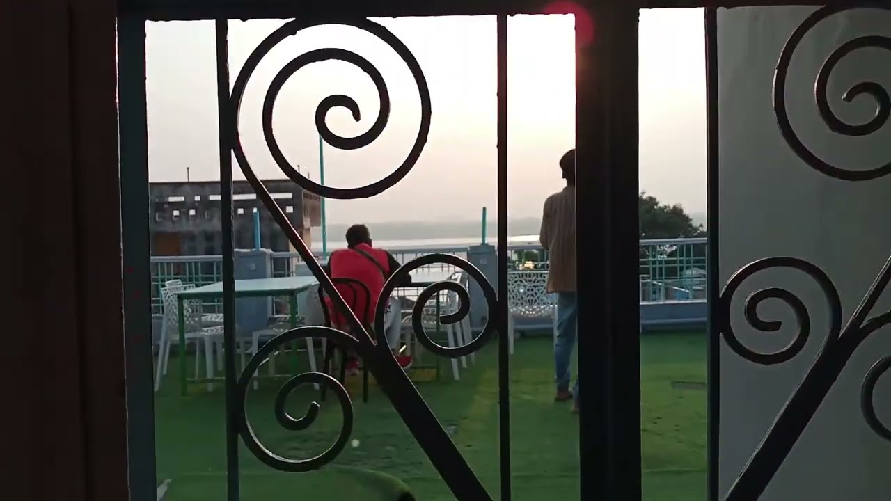 $8 Varanasi Backpacker Hostel With View of Ganges | Wander Station | World Hostel Trail