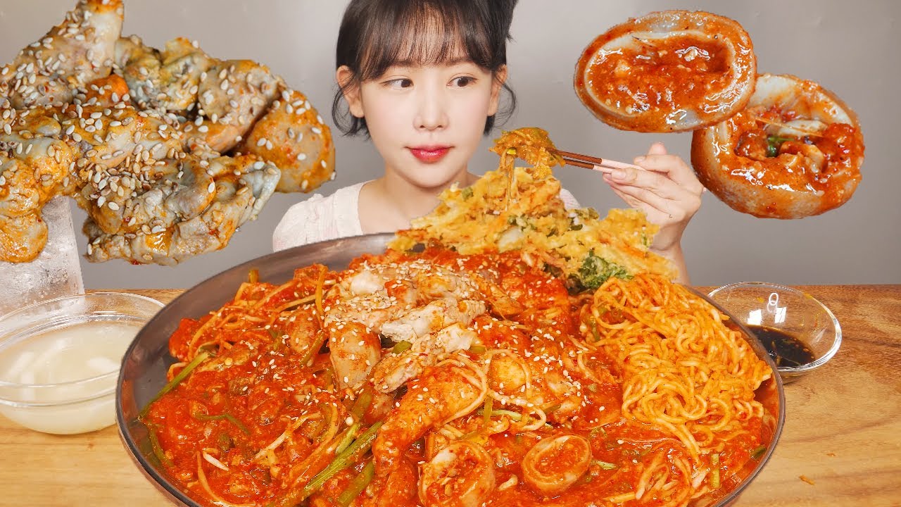간과 위가 듬~뿍 들어간 매운 아귀찜 먹방 Steamed Monkfish [eating show]mukbang korean food