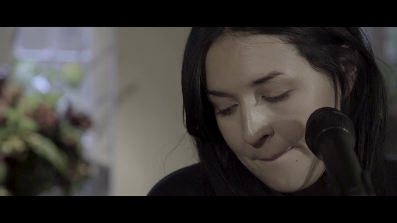 Emerging Artists Perform Live Showcase in London