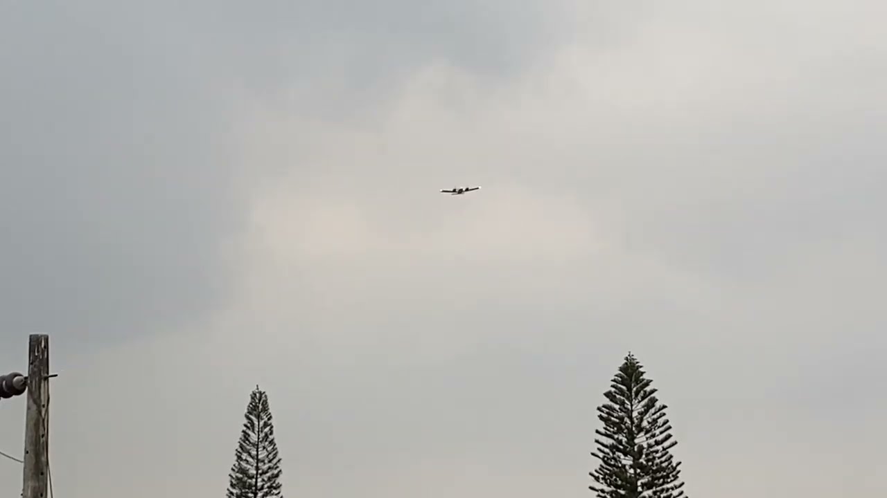 Despegues de Aviones en el Aeropuerto (José Joaquín de Olmedo) de Guayaquil,Ecuador por la Pista 03