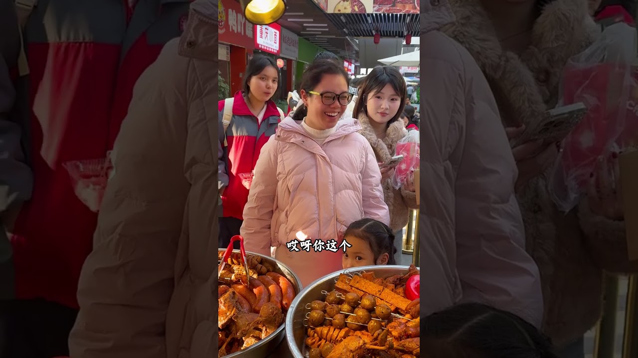 今天摊位来了一位特别的客人 #街头小吃  #特色卤炸  #美食  #摆摊  #创业