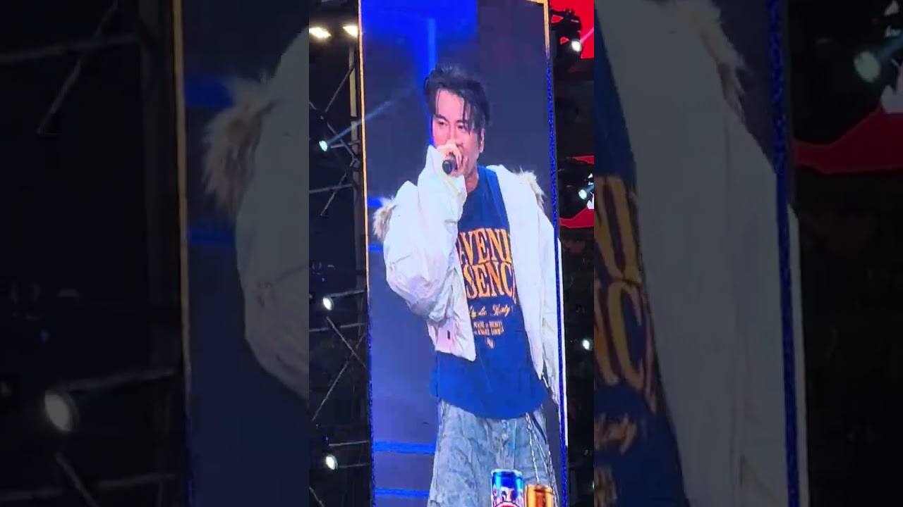 Karik diễn bài Vạn Lý Độc Hành tại lễ hội Pepsi Tại Phố Đi Bộ 18-01-2026 #karik #pepsi 