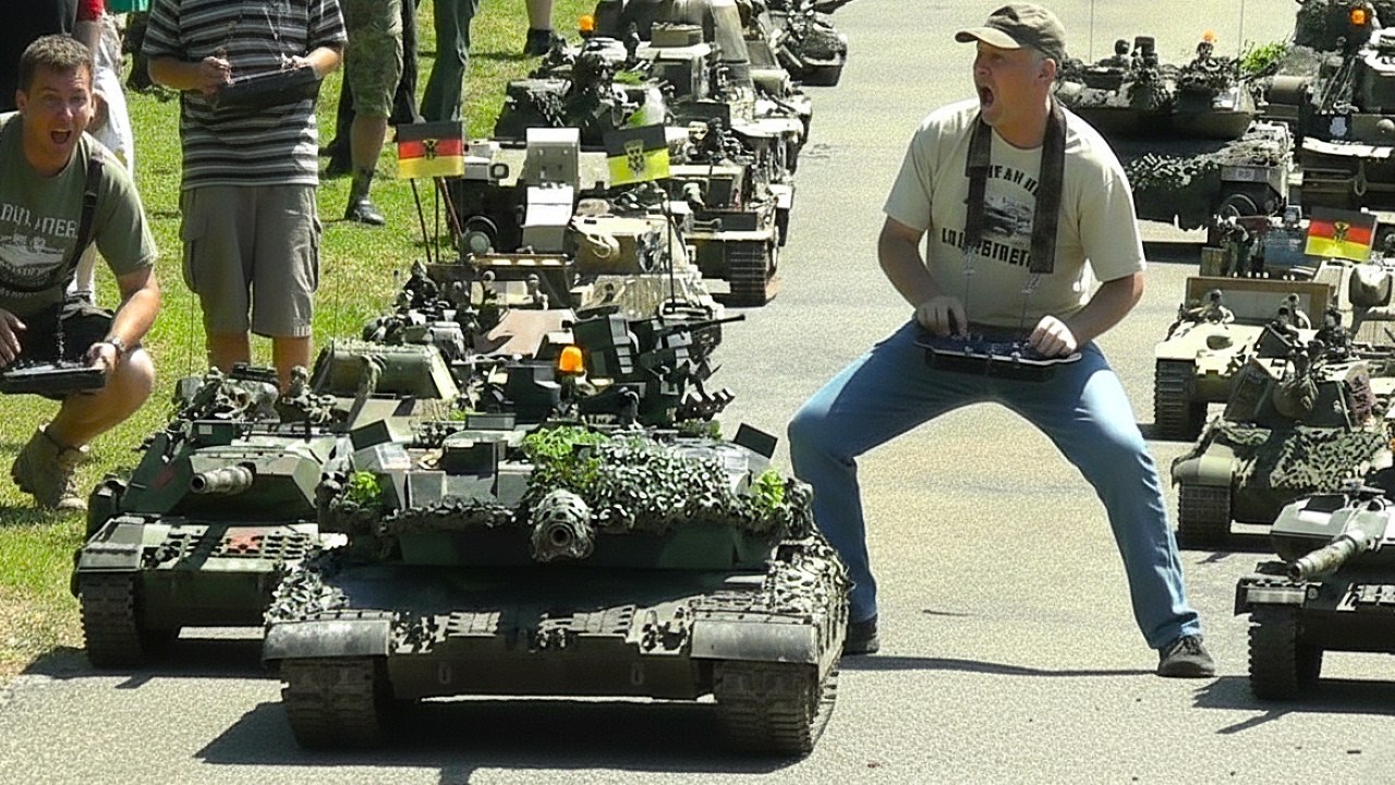 MASSIVE RC TANK PARADE! MINI ARMOR ARMY ON THE MOVE | PANZERTREFFEN HAUSEN