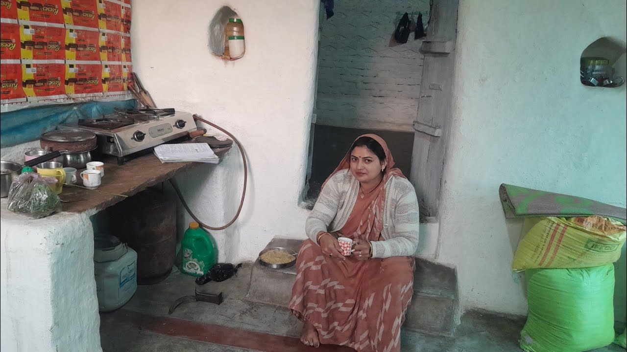 सुबह से लगे हुए थे 👩‍🦰अब दो पल के लिए बैठने को मिला है#