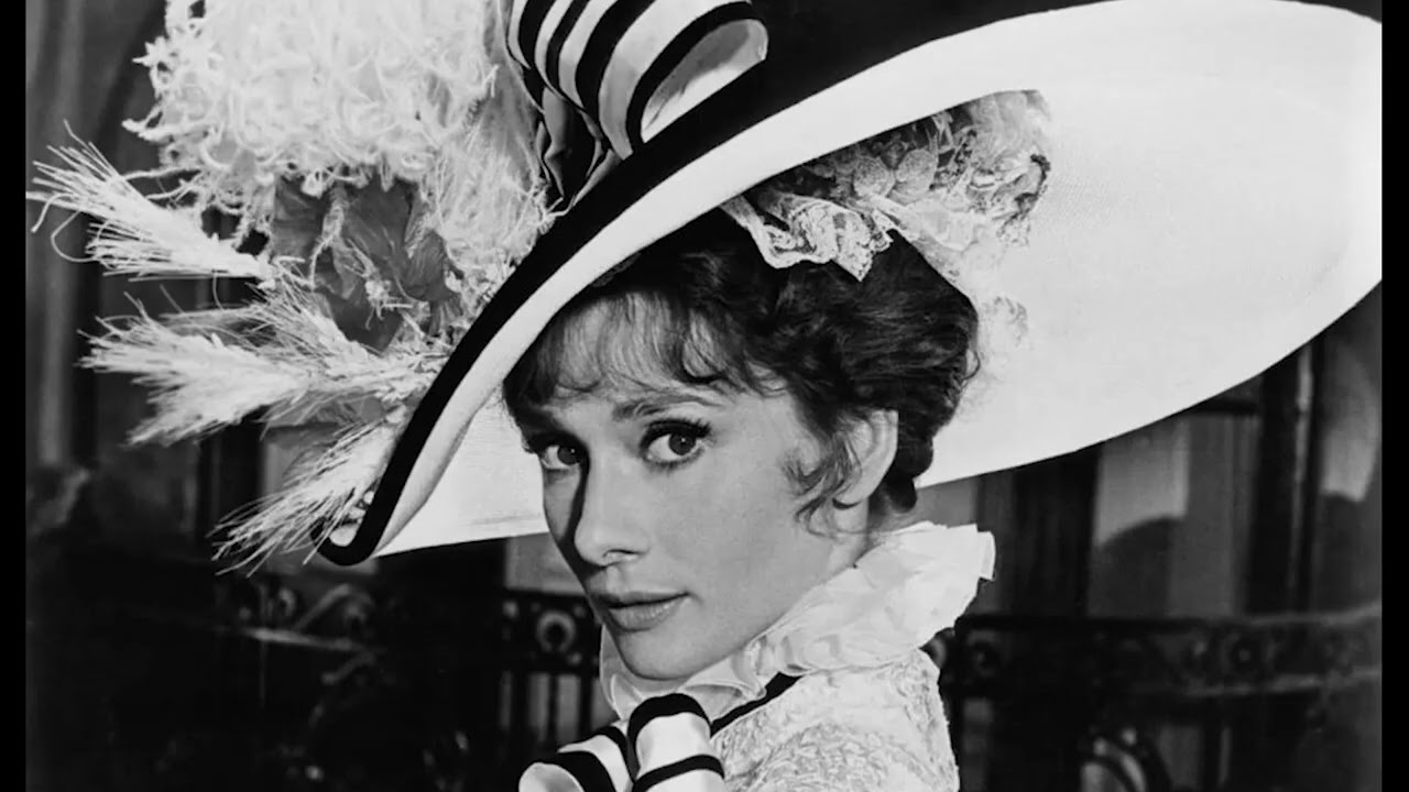 Репетиция Одри Хепберн песни «Wouldn't It Be Loverly» из фильма «Моя прекрасная леди» (1964).