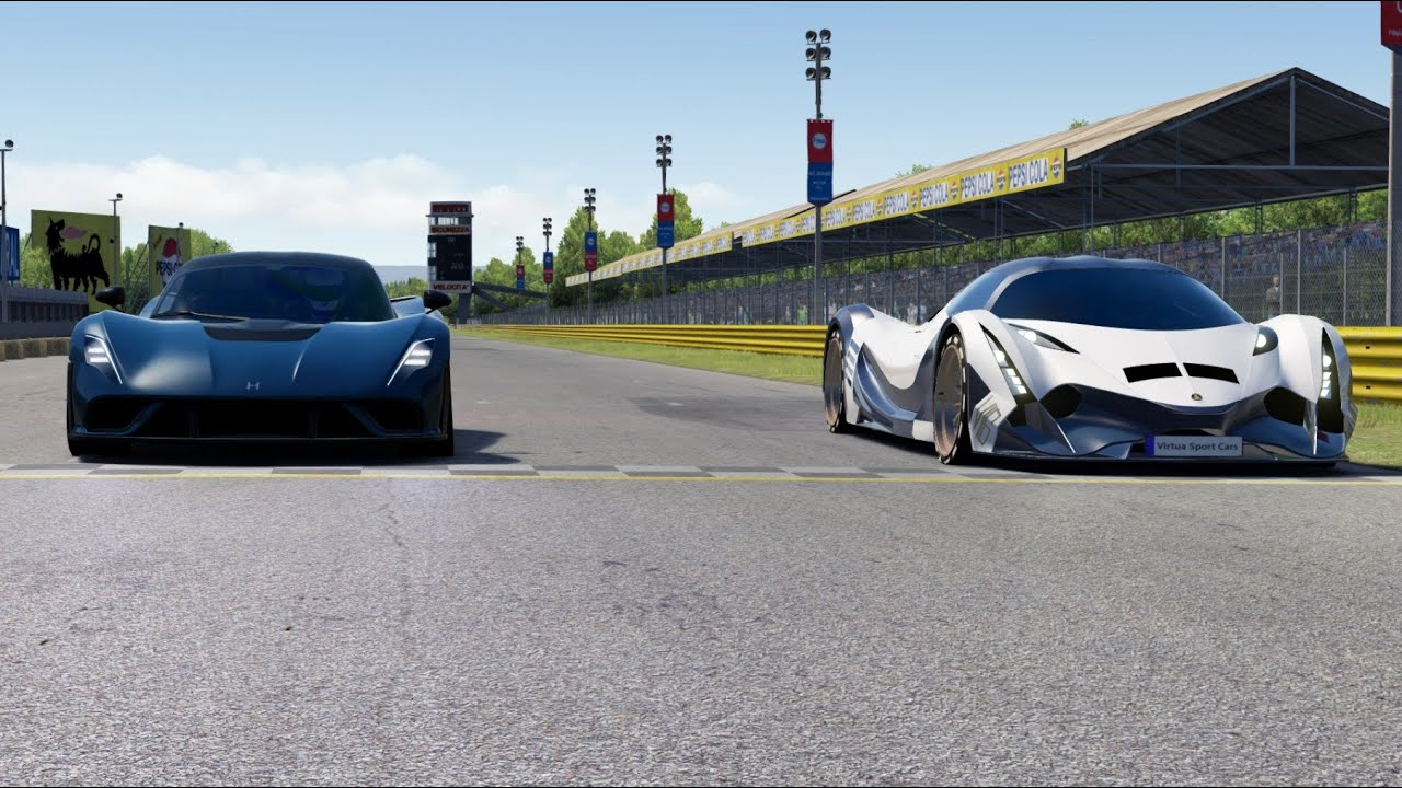 Hennessey Venom F5 2021 vs Devel Sixteen 2019 at Monza Full Course