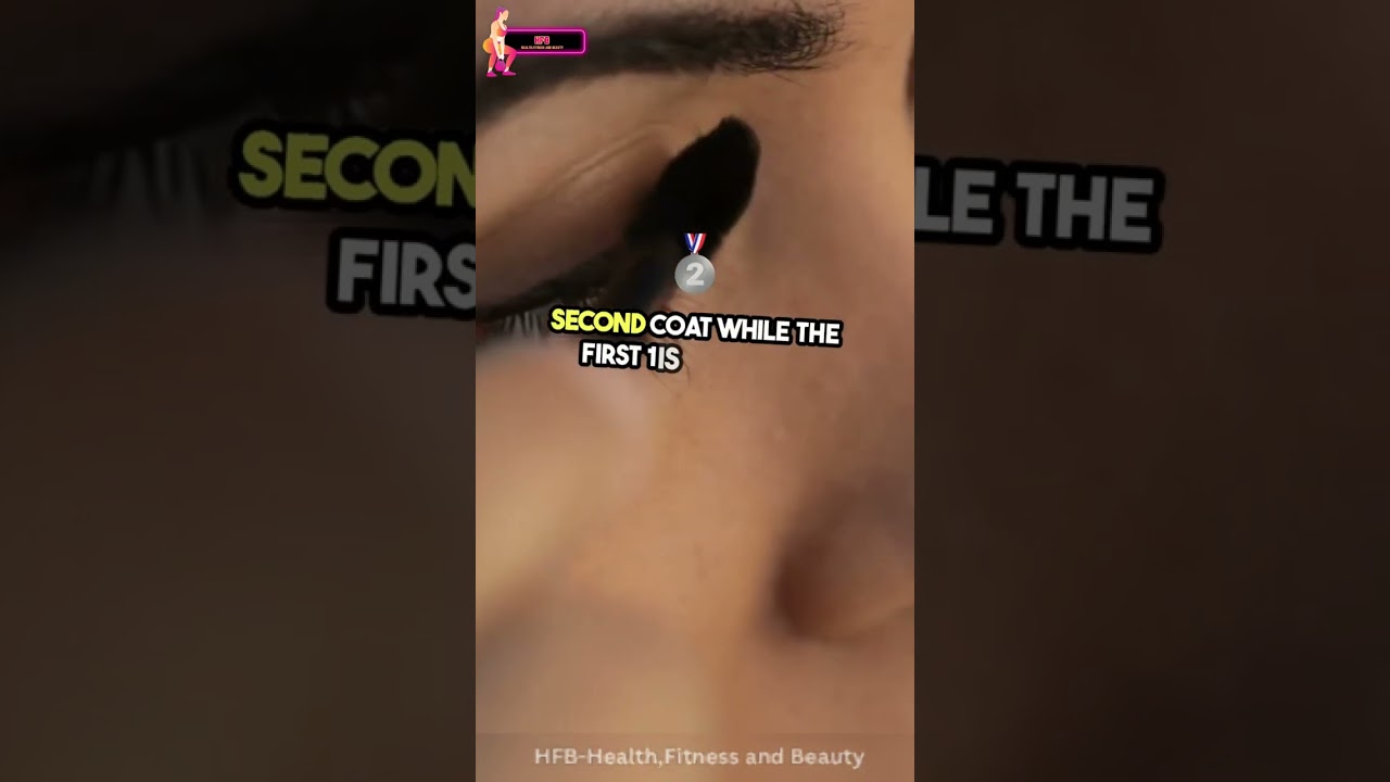 Master the Art of Mascara Application 👁️| #shorts #howtoapplymascara #makeuphacks