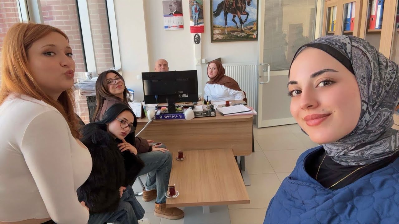 Annlerimiz merak etmeyin işimizde ve gücümüzdeyiz✍🏻