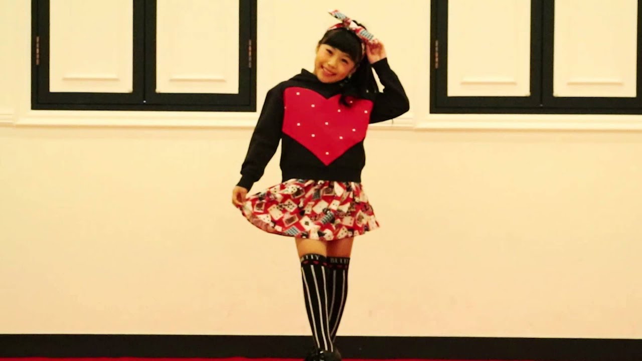 Betty15AW 