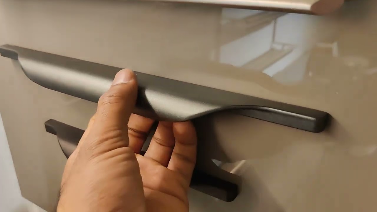 Kitchen Edge Profile Handle, Screwed or Profile Version.