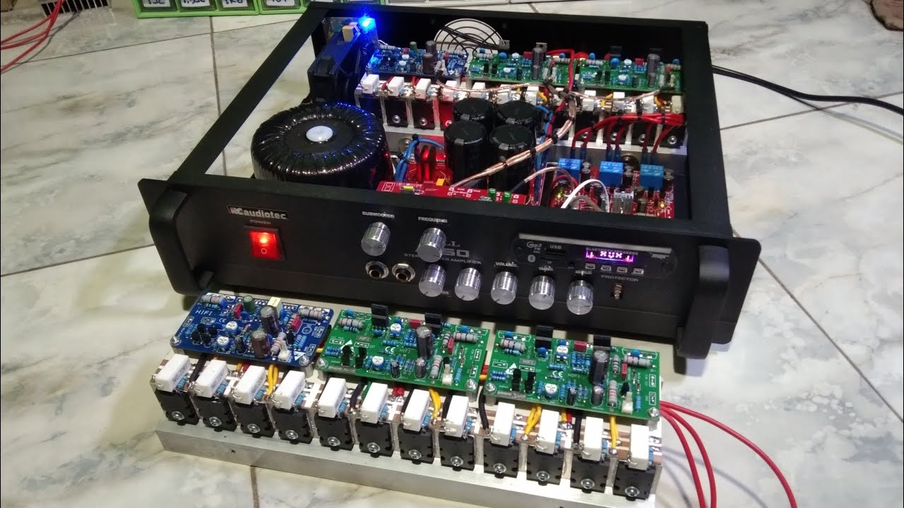 bukan sekedar HIFI biasa,BOSSTER HIFI berkarakter,lebih GAHAR BERTENAGA.