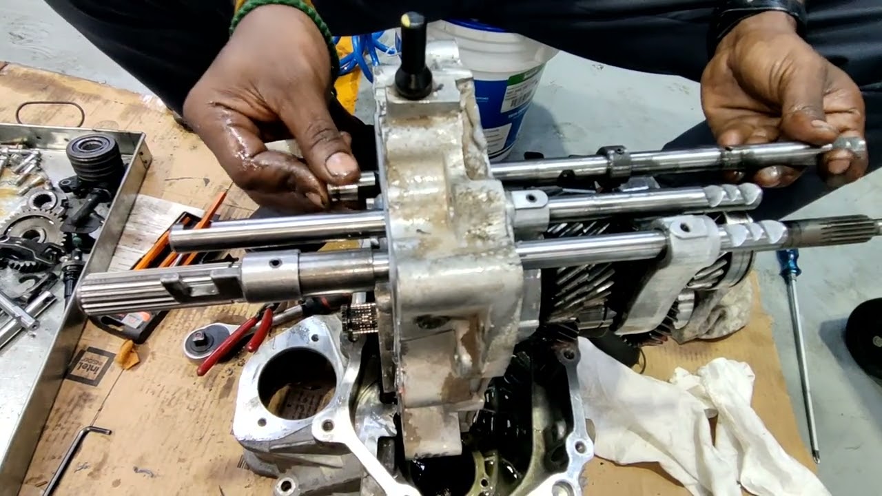 TATA INTRA V30 GEARBOX DISMANTLED (TAMIL)🛠️