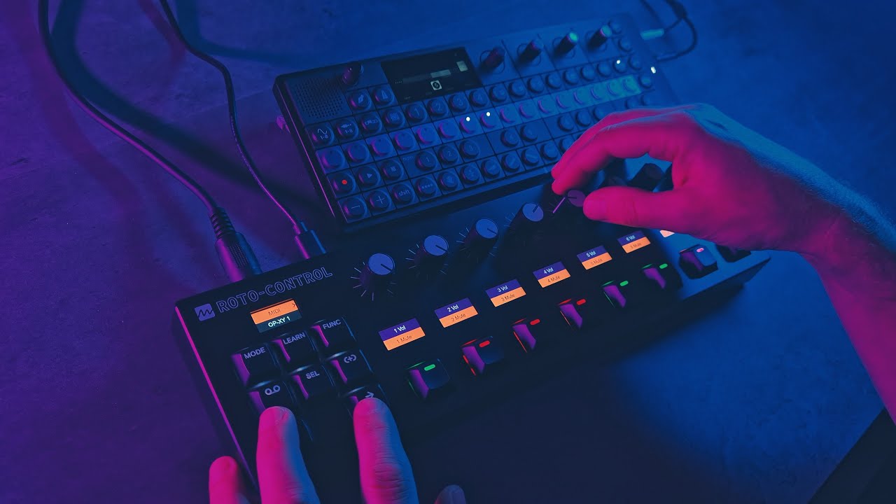 It's like a ghost is twisting my knobs - Roto-Control and OP-XY Live Techno Jam