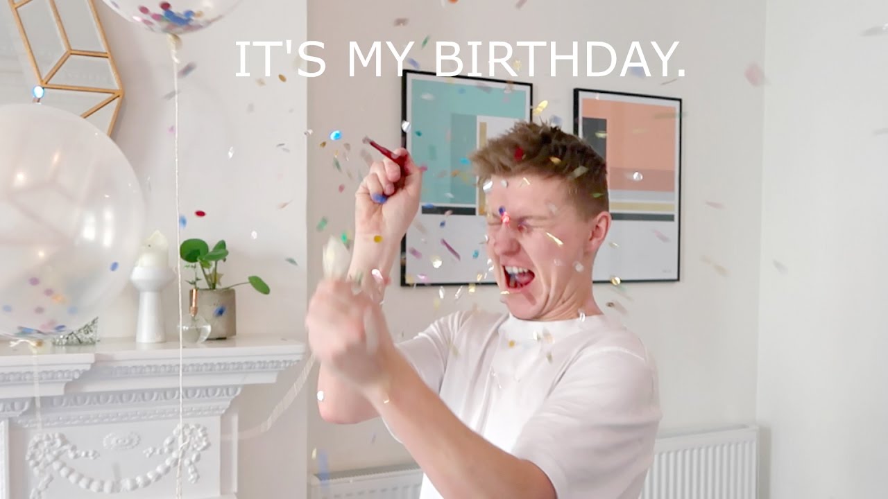 IT'S MY BIRTHDAY !