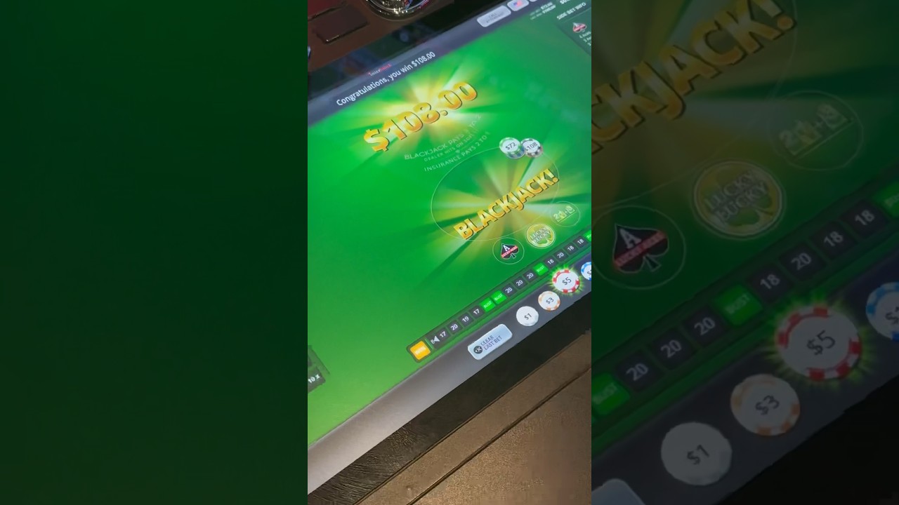 Insanely lucky blackjack hand! #casinowin #gambling #blackjack #casino