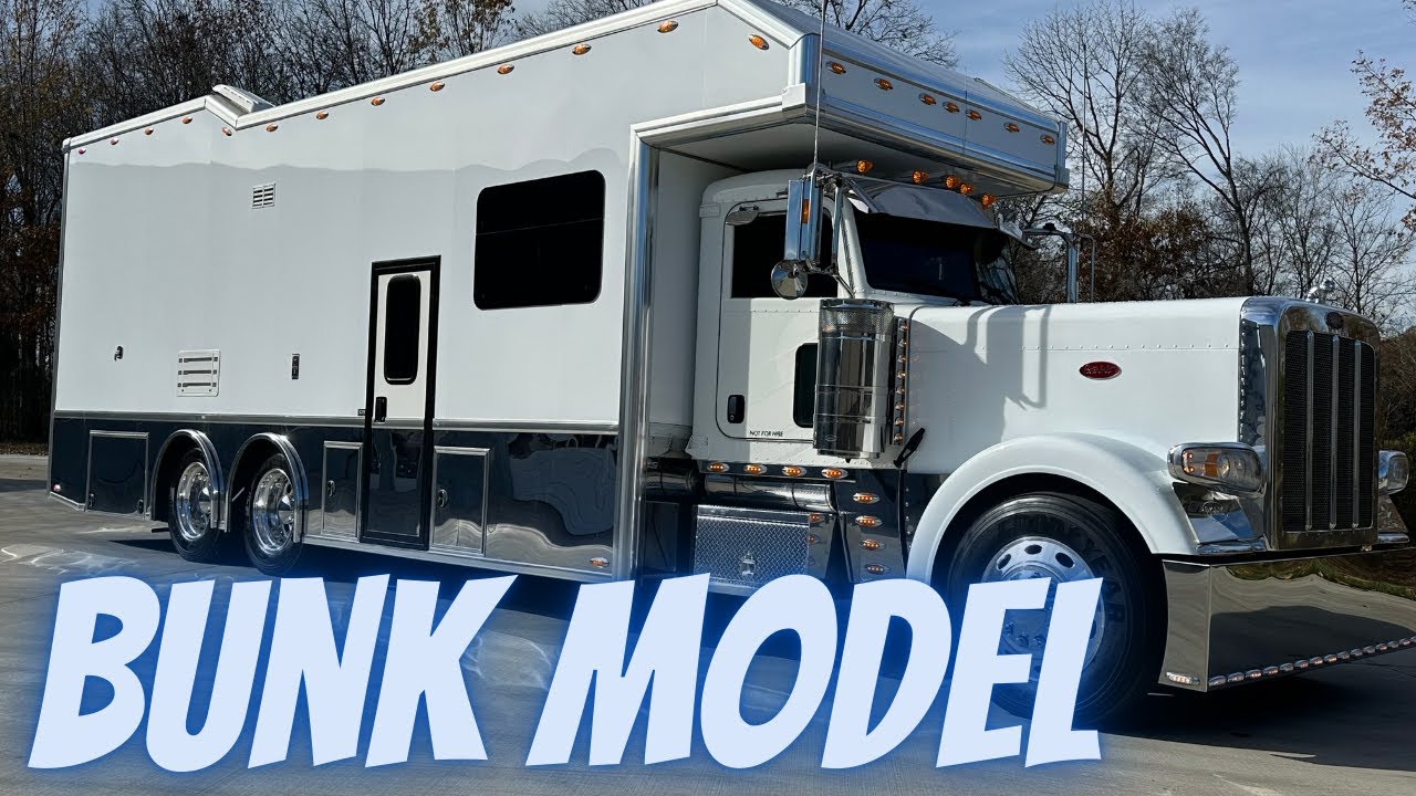 2010 Motorhome Conversion, 5150 Customs on a Long Nose Peterbilt, BUNKS
