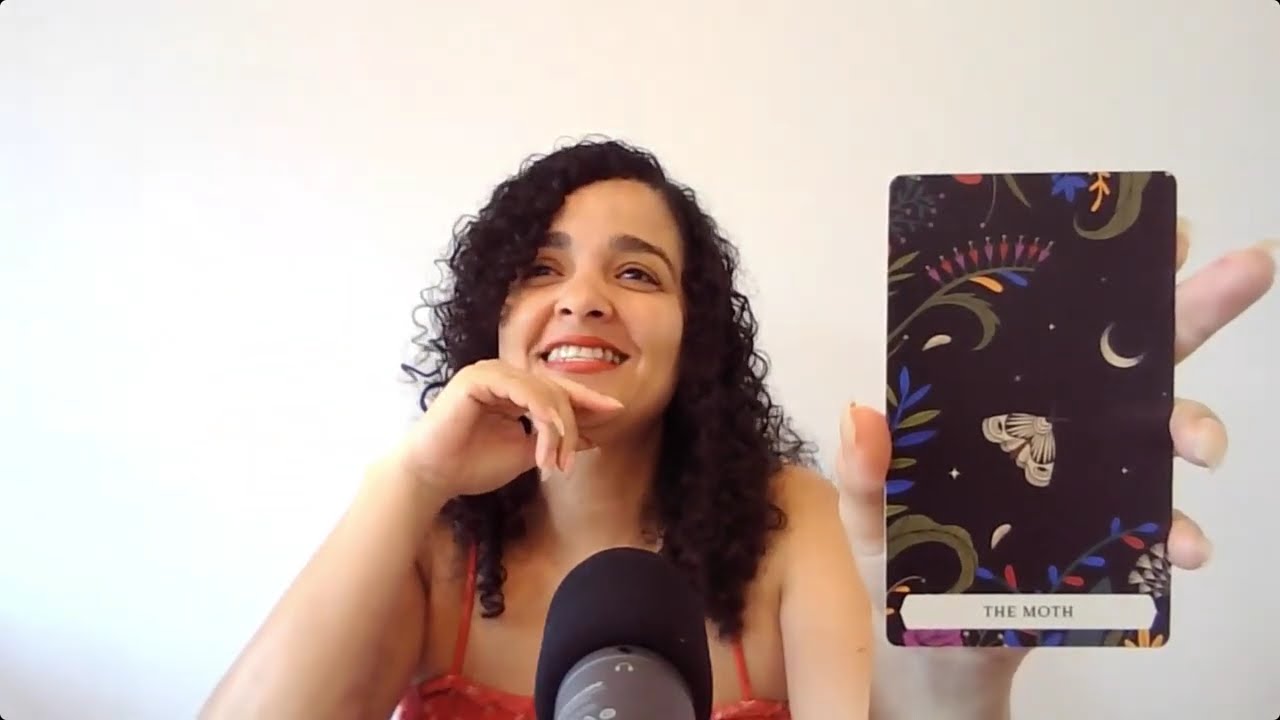 ✨🦋 Follow the light that&rsquo;s calling you | Daily Oracle Card Reading