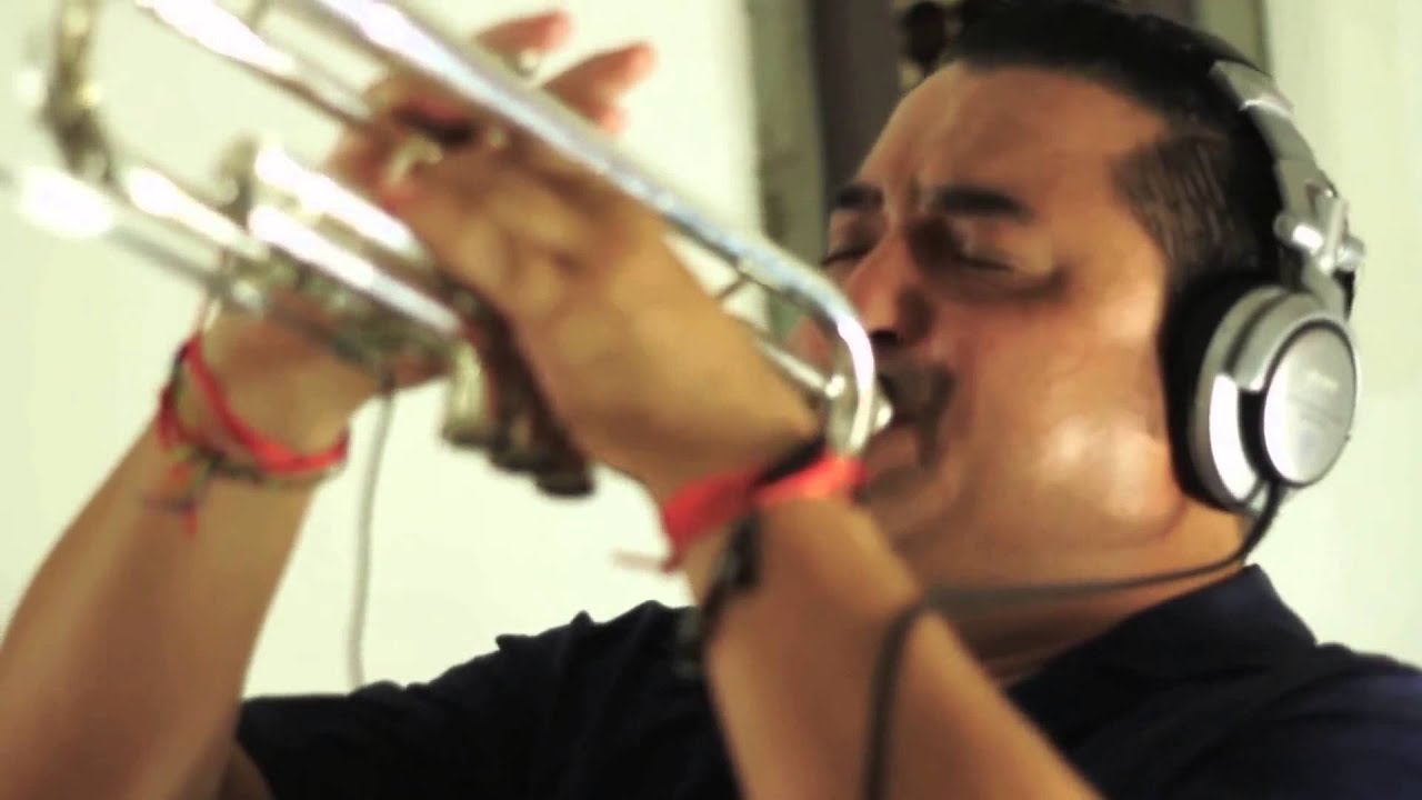 Roy Paci & Aretuska - The Pretender (Foo Fighters)