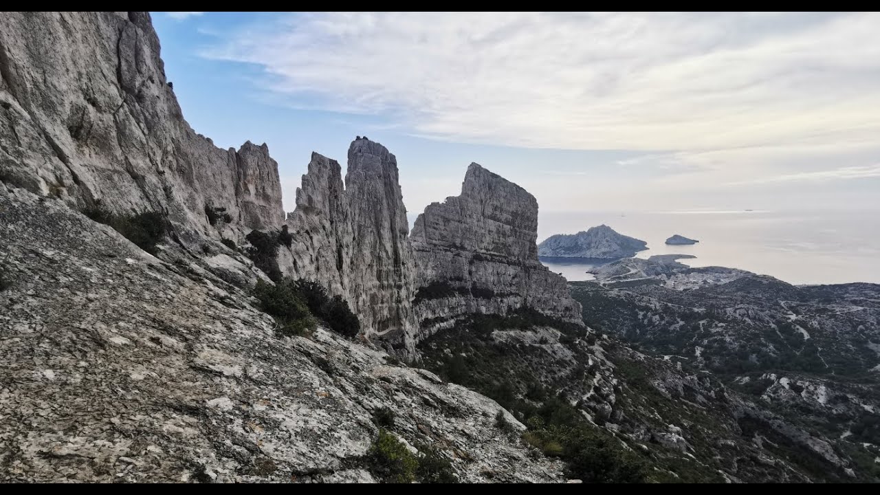 070 - Calanques de Marseille - De Callelongue au Béouveyre et Pas de la Demi-Lune - V. longue 20mn