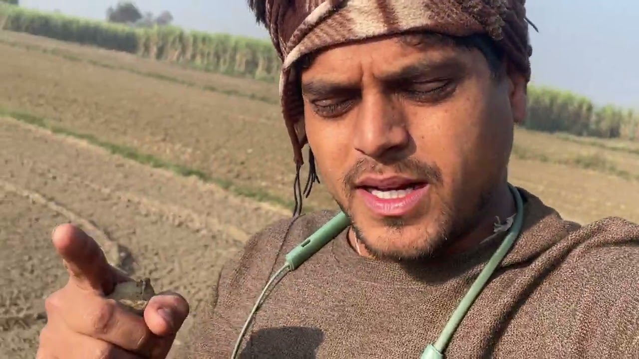 ￼Aj main kheet pr gya my new vlog please watch now & subscribe my you tube channel 