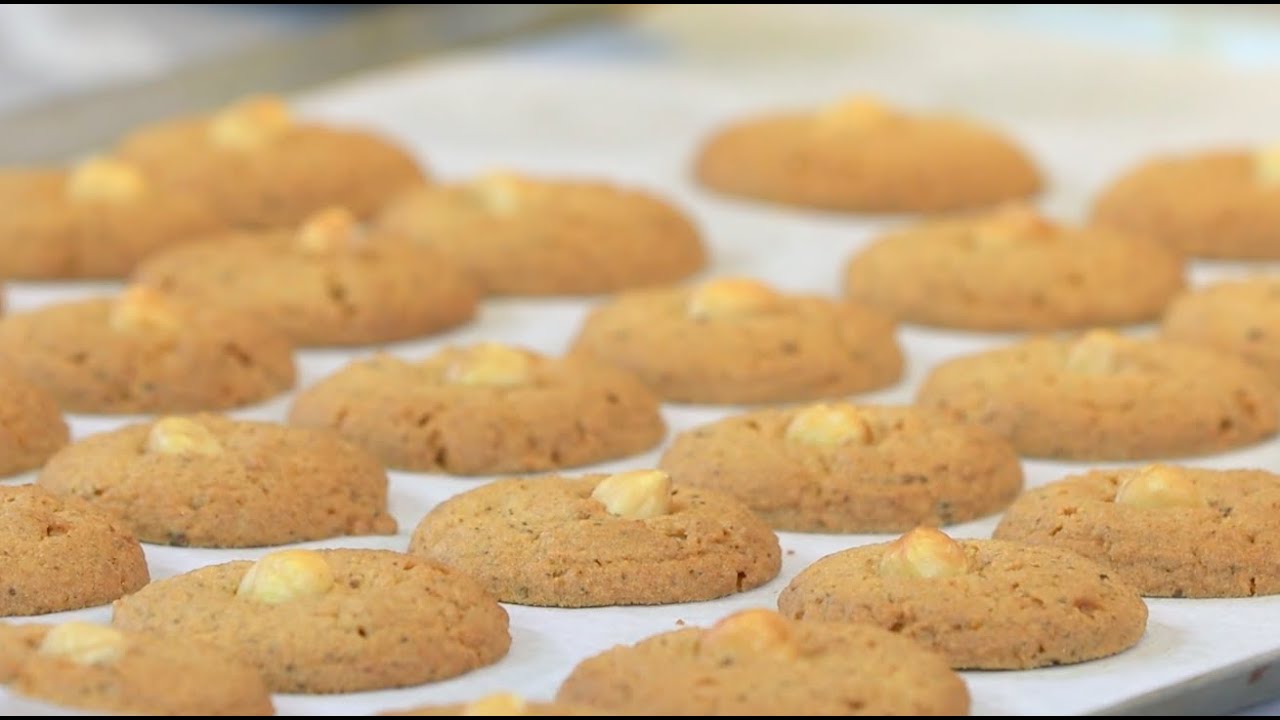 Atıksız Mutfak serimiz başlıyor. Kek ve kurabiye kırıntılarından nefis bir cookie yapabilirsiniz.