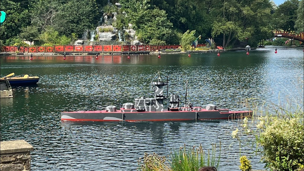 Model Boat , Naval Battle,Peasholm Park Scarborough