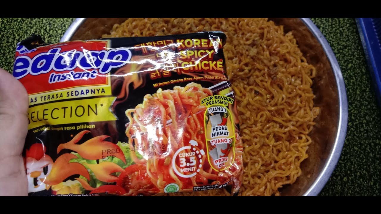 Mie Sedaap Korean Spicy Chicken