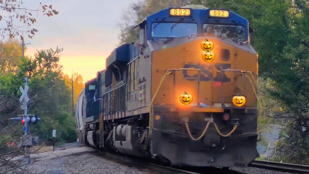 CSX SD70AC Trails Manifest At Wyoming Ohio.