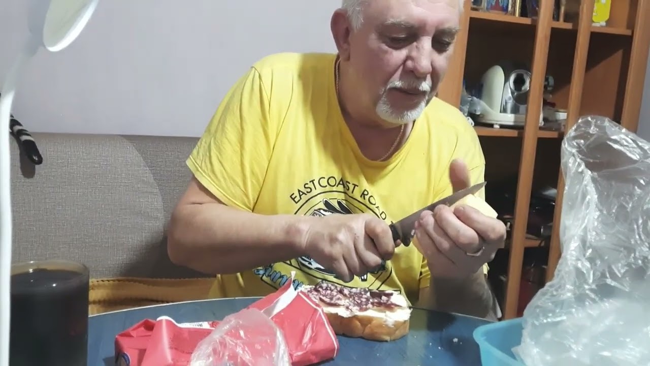 Вітаємо з днем закоханих❤💜🧡💫🧁🎉