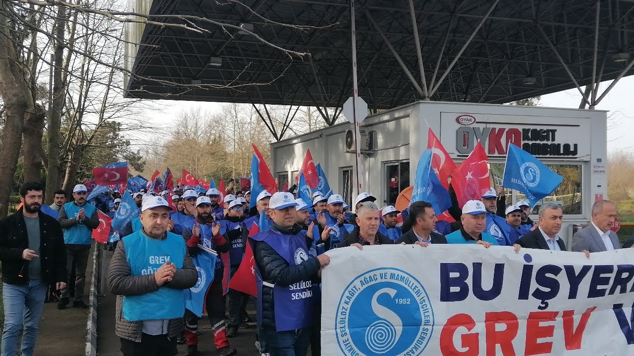 OYKA Kağıt işçileri greve çıktı