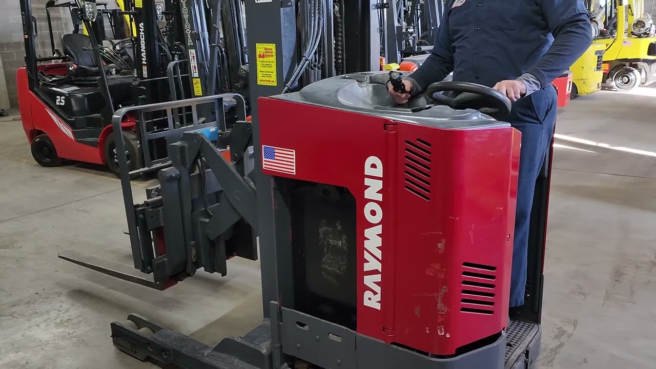 Подъемник Raymond-Toyota Reach Lift
