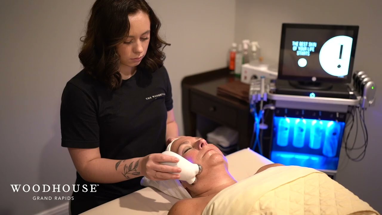 FACIAL - Hydrate & Soothe Facial - Woodhouse Spa - Grand Rapids, MI