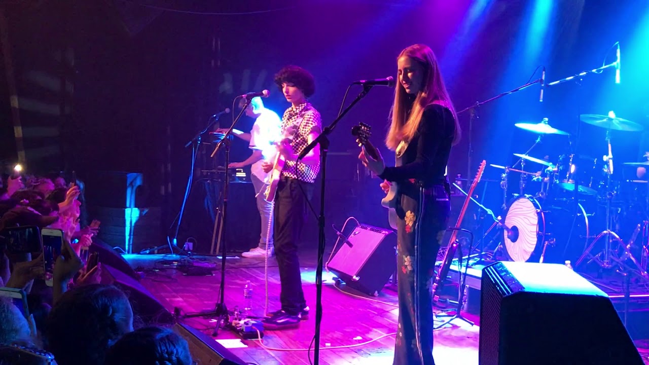 Calpurnia - Waves - Live @ Terminal West 2018-05-20 - Ayla Tesler-Mabe Finn Wolfhard Malcolm Jack