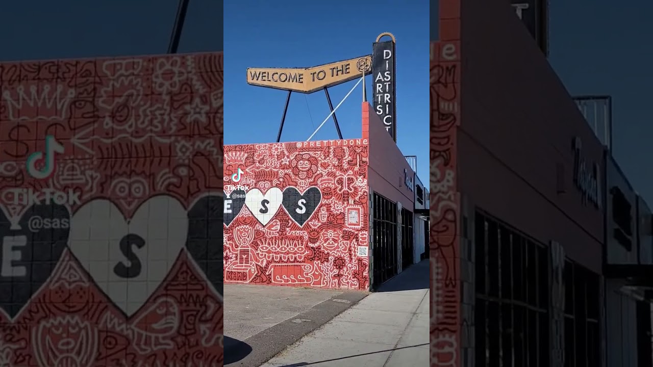 arts district in Las Vegas #travel #lasvegas #artsdistrict #vintageshopping