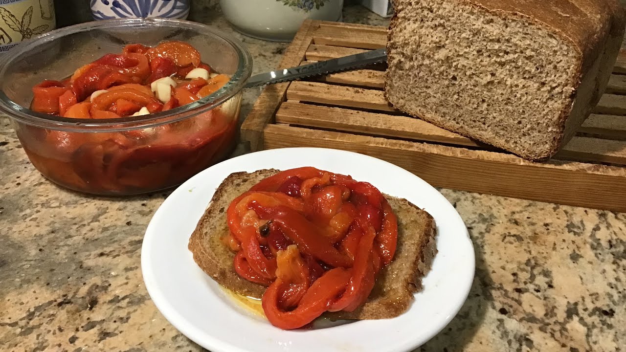Pimientos asados con ajo y aceite de oliva
