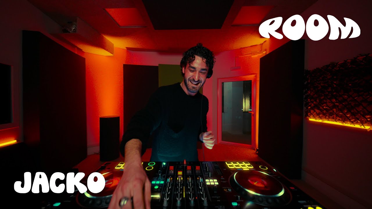 Jacko | Room