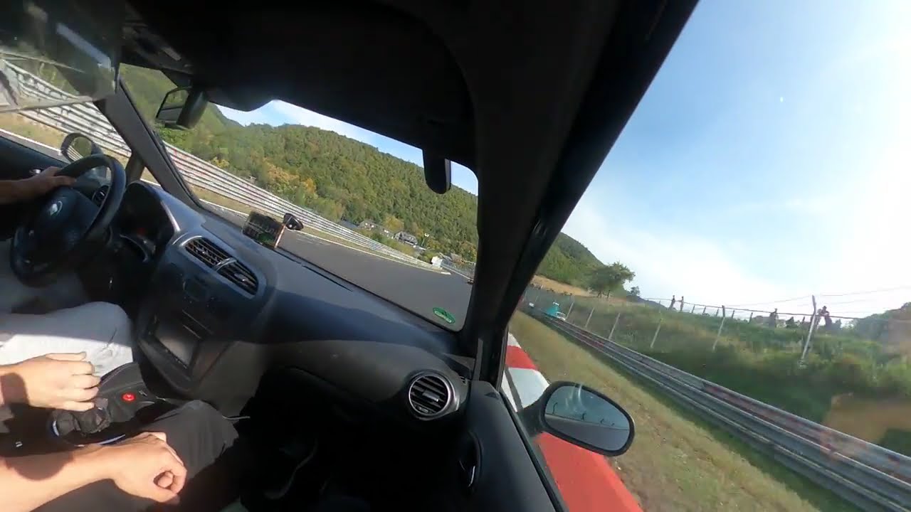 Seat Leon Cupra 1P chasing BMW M3 E46 Nürburgring Nordschleife - 8:23 BTG 20.09.2020