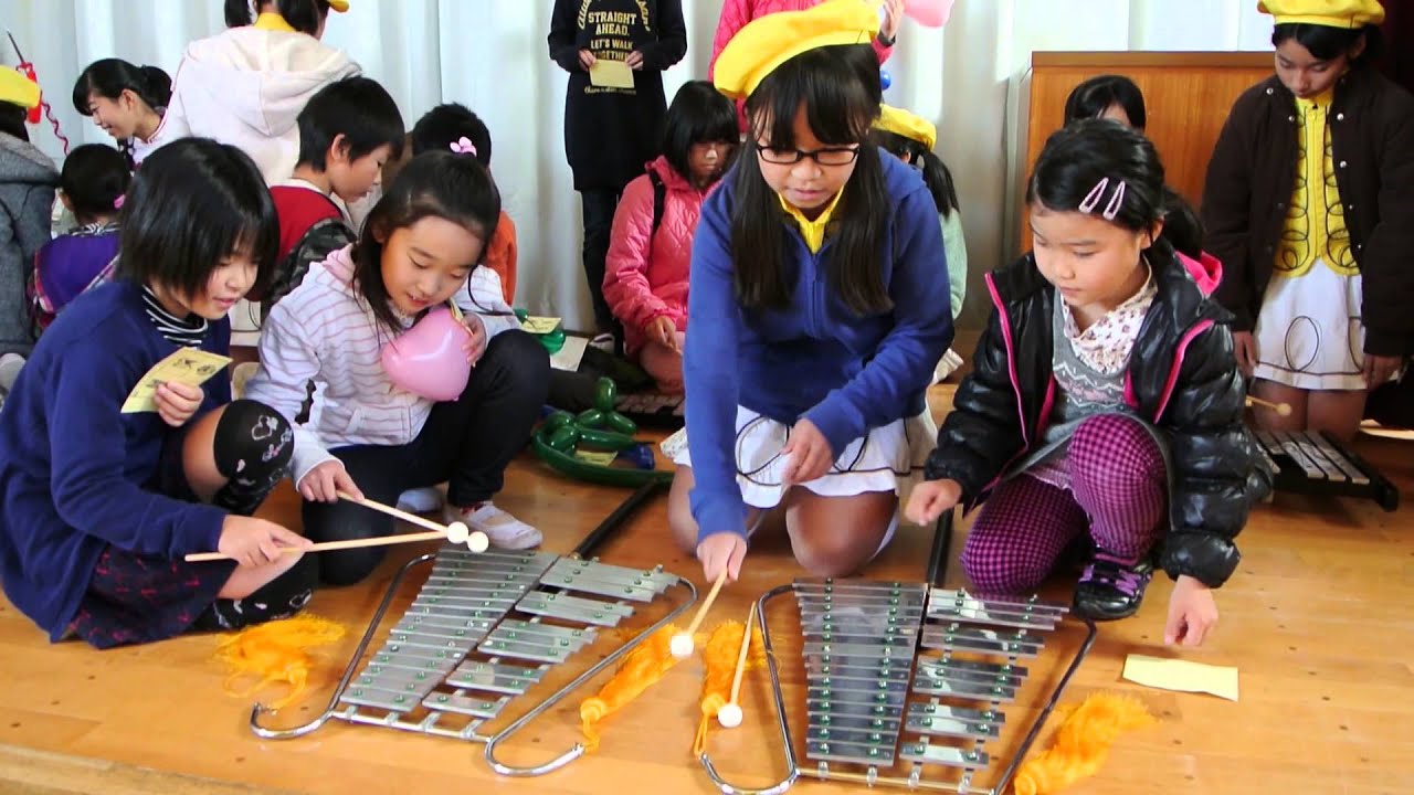 2014年 六浦小学校PTA主催 レッツ☆トライアル楽器体験♪