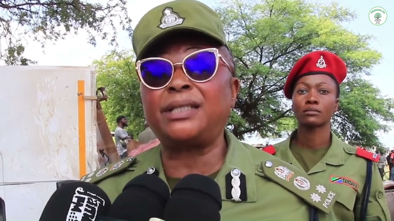 DEREVA WA LORI AFARIKI KATIKA AJALI YA BASI NA LORI SHINYANGA