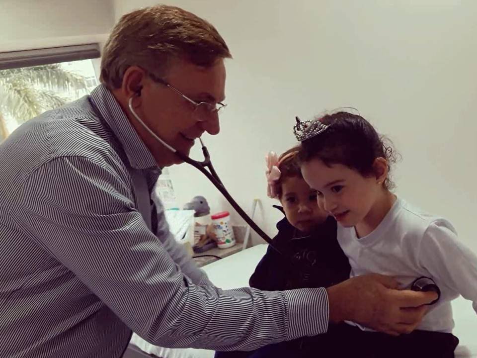 CONSULTA NO PEDIATRA - Somos 5inco