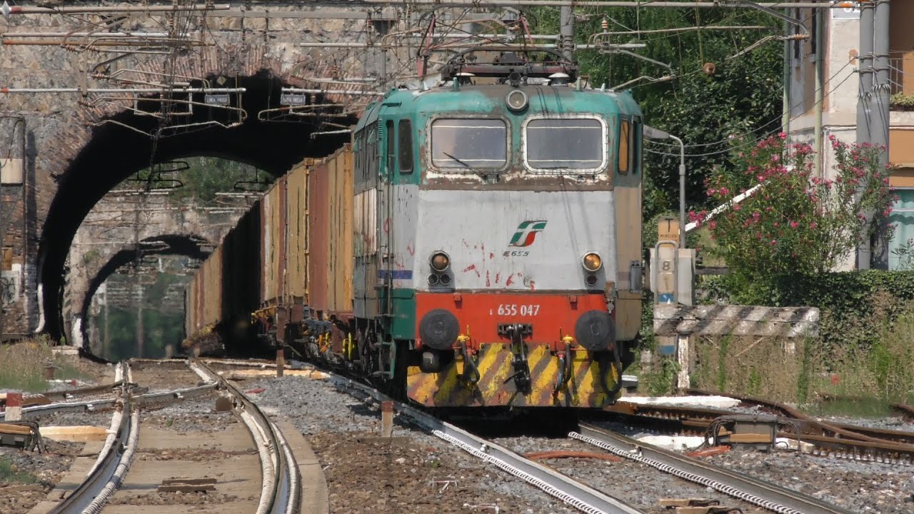 2018-08-23 Direttissima Bologna Firenze - Stazione di Pianoro 2/6
